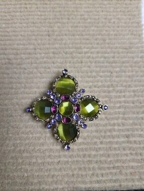 MONET Faceted Glass Pin Brooch Green Maltese Cross Red Purple Rhinestones Gold